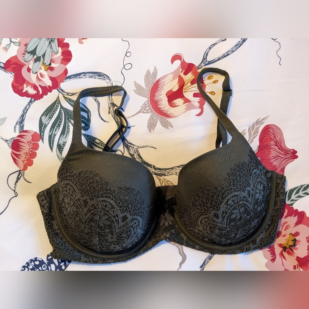 Victoria's Secret, 34DD Dark Green bra